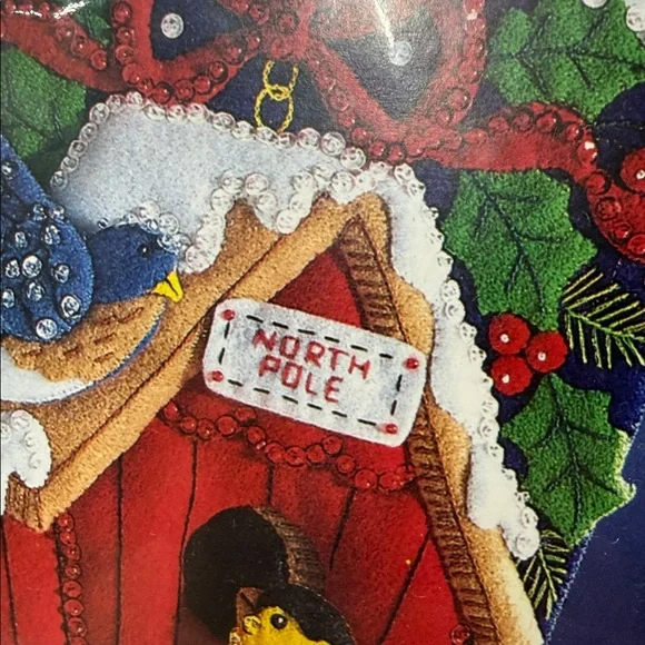 ⭐️Bucilla Felt Appliqué Stocking Kit Winter Birds Vintage 1998 Original new - Picture 3 of 8